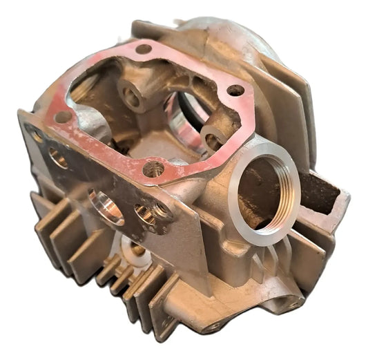 Tapa de cilindro de moto Yumbo C110 Fair Max 110 - Vértigo Repuestos