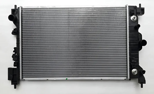 Radiador de agua para Chevrolet Sonic Tracker - Vértigo Repuestos